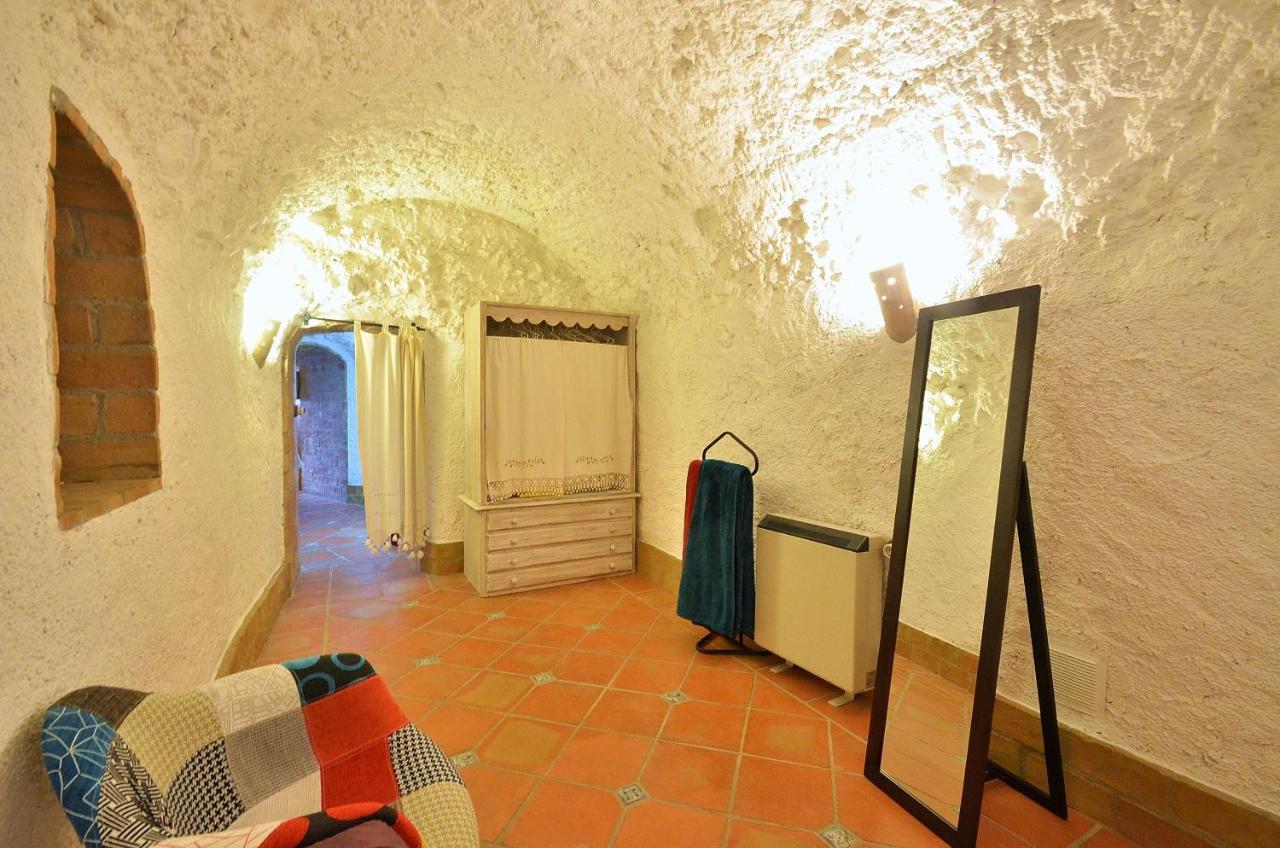 House&Cave Parking And Terrace, In The City Гранада Екстериор снимка